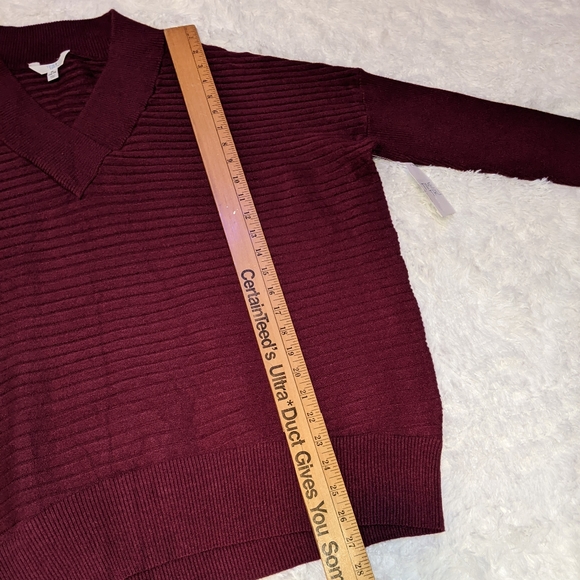 Nwt Time and Tru v-neck sweater - Picture 6 of 16